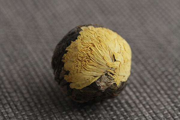 HelloYoung Yunnan Pu-erh Flower Tea Dragon Pearl 18 raw tea 6 flavor combination flower tea