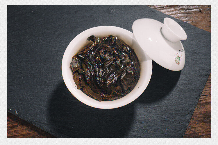 HelloYoung 450g Hunan Anhua black tea hand-built por brick tea golden flower black aged tea