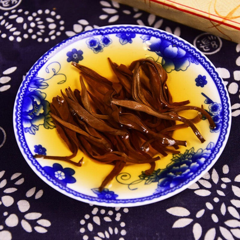 Fengqing Dian Hong Golden Buds Dianhong Dian Hong Yunnan Black Tea Brick 250g