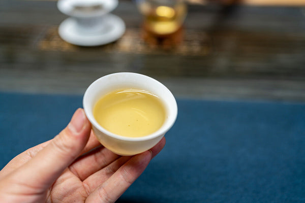 HelloYoung 357g Old Banzhang Puerh Raw Tea Cake Yunnan Ancient Puerh Seven Seed Cake Tea