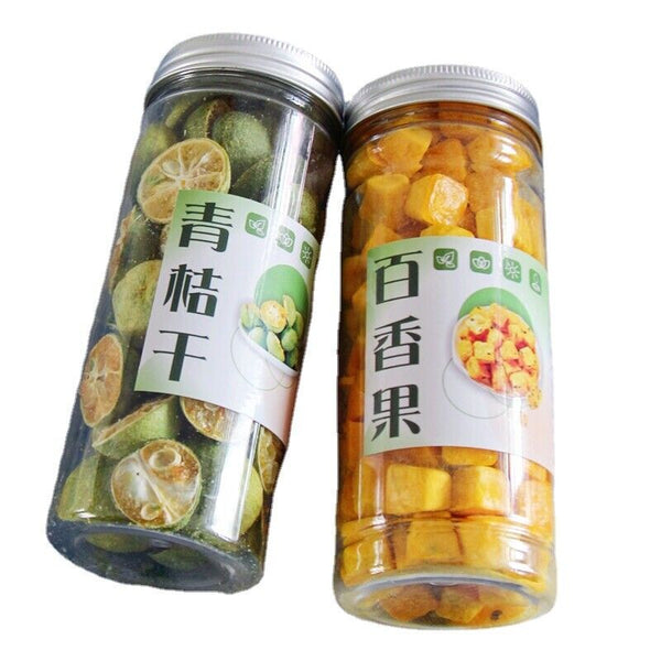 Green orange lemon passion fruit tea kumquat slices summer cold brew tea bottle