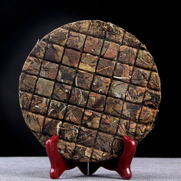 HelloYoung 200g（7g） Ancient Tree Tea Old White Tea Yunnan Yiwu Flower and Fruit Tea Cake