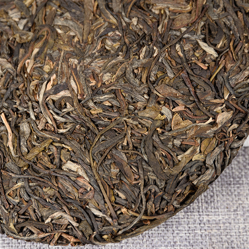 Spring Tea Tea Cake 357 Organic Green Tea Yiwu Fenghuang Wo Seven Seeds Cake