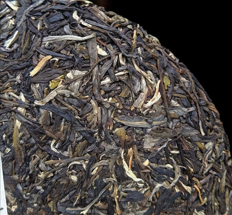 HelloYoung Yiwu original fragrance Yunnan seven seed cake tea Ancient tree tea 357g/12.59oz