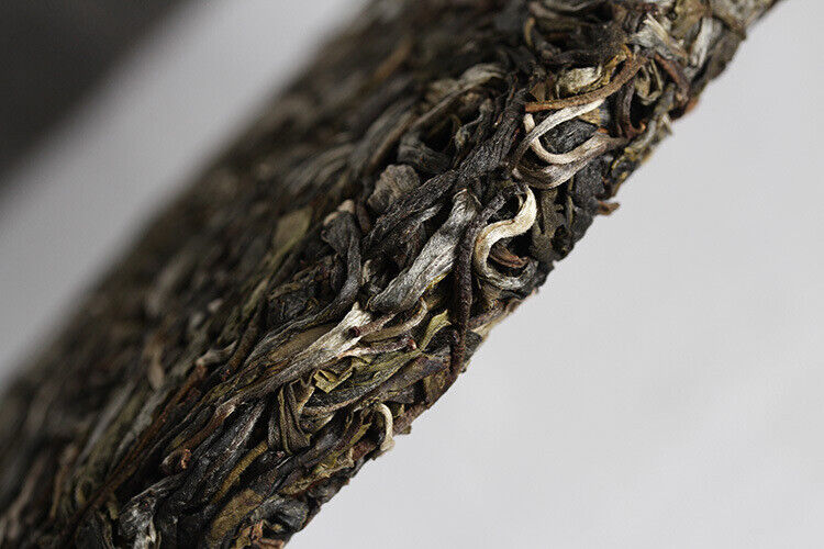 HelloYoung 357g Yunnan Pu'er Raw Tea Icelandic Honey Rhythm (5/1) Tea Seven Seed Cake Tea
