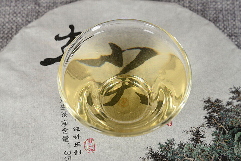 HelloYoung 357g Yunnan Pu'er Tea Early Spring Tea Spring Tip Raw Cake Seven Seed Cake