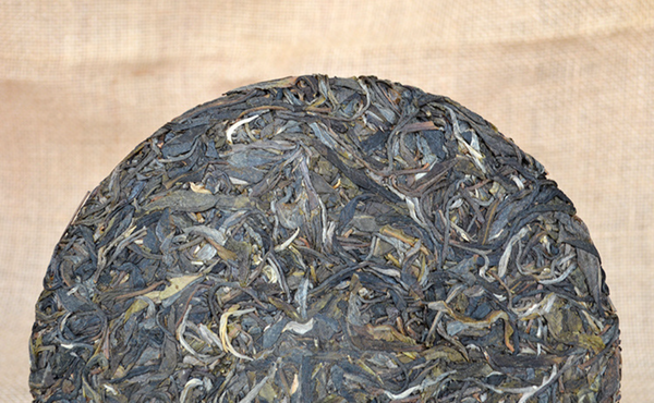 HelloYoung Yunnan Pu'er Tea Cake Old Tree Tea Leaves Pu'er Tea Cake Raw Tea 357g