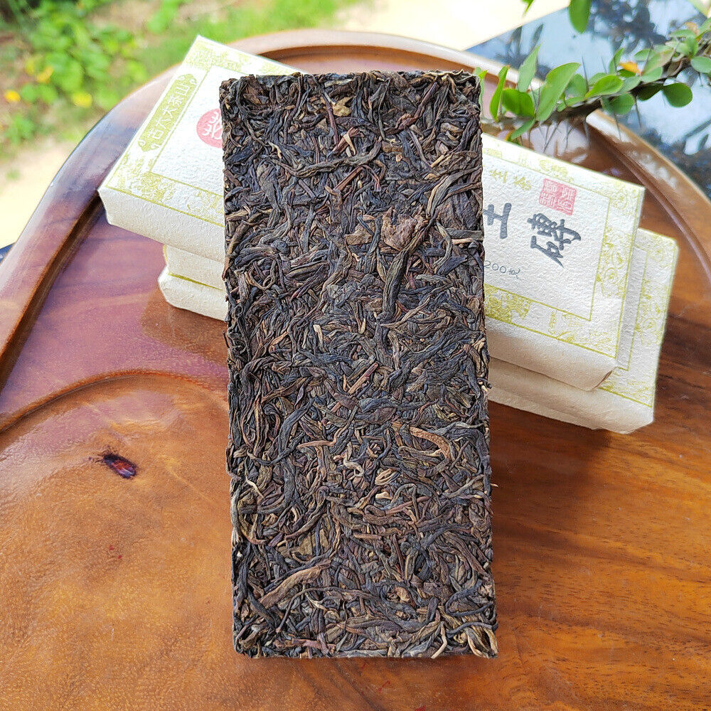 HelloYoung 200g YunNan Pu'er Old Tea Brick Tea Yiwu Old Raw Tea Aged Pu'er Raw Tea Brick