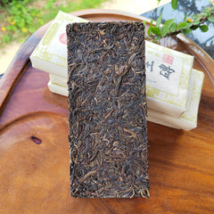 HelloYoung 200g YunNan Pu'er Old Tea Brick Tea Yiwu Old Raw Tea Aged Pu'er Raw Tea Brick