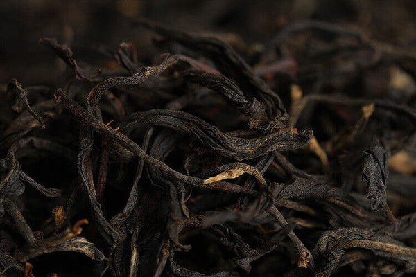 HelloYoung 80g/box Yunnan Fengqing black tea DianHong KungFu tea Ancient black tea Mao Feng