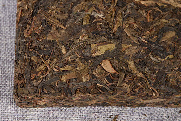 HelloYoung 500g Yunnan Bangma Big Snow Mountain Raw Tea Brick Golden Leaf First Spring Tea