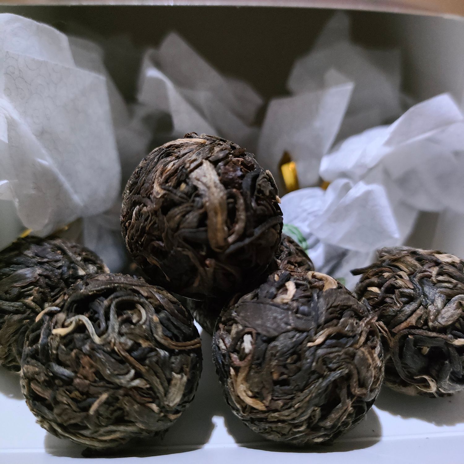 HelloYoung Mint Ho Tong Old Tree Dragon Pearl Loose Pressed Mellow Puerh Raw Tea 120g