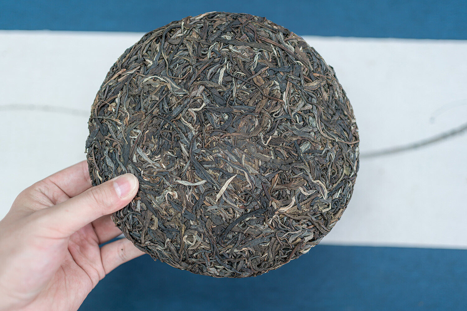 HelloYoung 357g Yunnan Ancient Pu'er Tea Cake Jingmai Mountain Milanxiang Puer Raw Tea Cake