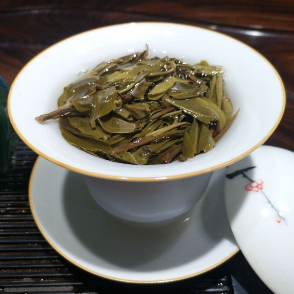HelloYoung Yunnan Pu'er Tea Brown Mountain Spring Tea Menghai Flavor Seven Cakes357g/1.59oz