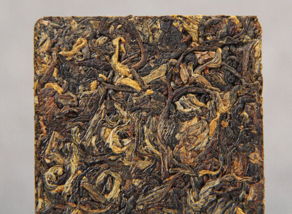 Yunnan Black Tea Fengqing Dianhong Tea Brick Floral Honey Flavor Early Spring