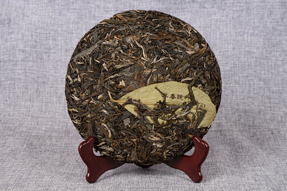 HelloYoung 357g Yunnan Xigui raw cakes seven cakes tea first spring raw tea ancient tea