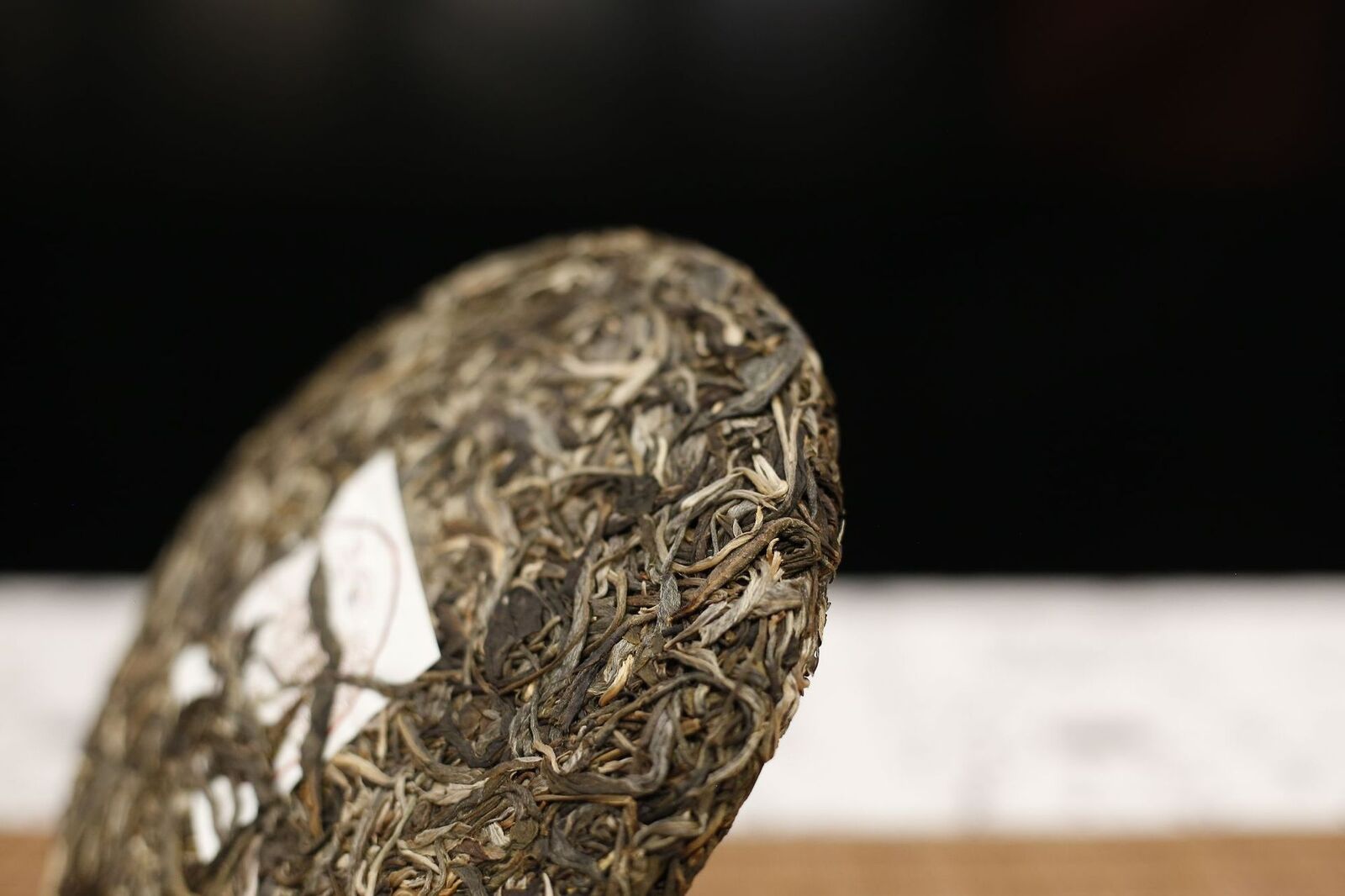 HelloYoung Banzhang Peacock Green Cake Yunnan Pu'er Tea Raw Tea Cake 357g/12.59oz