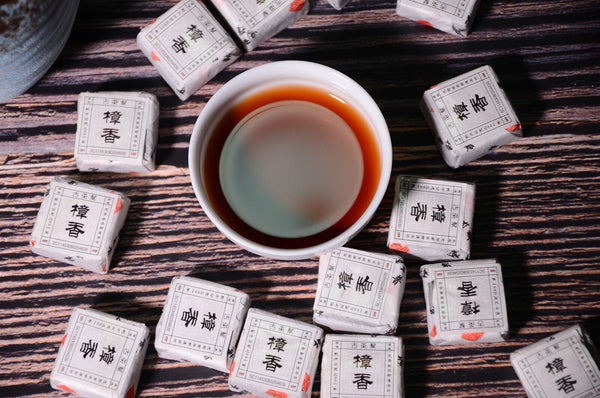 HelloYoung 500g camphor puerh ripe tea small square brick Yunnan mini small tuo Menghai tea
