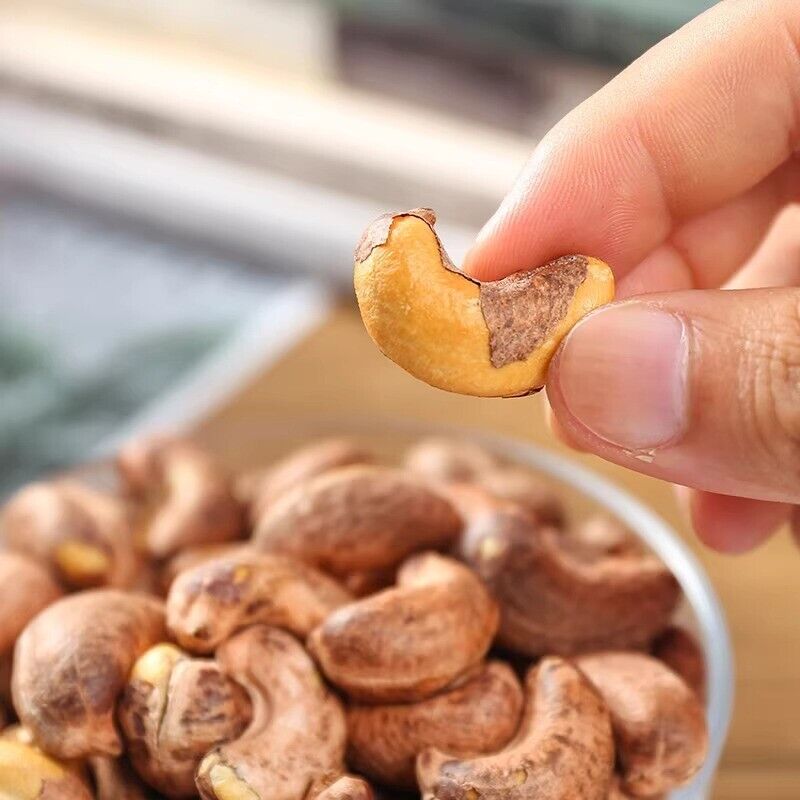Large Cashew Nuts Salted Vietnamese Snack Healthy Nut Treat Secondary image