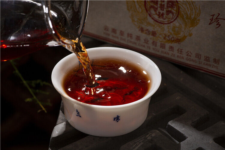 HelloYoung 250g Yunnan Pu'er Tea Brick Brown Mountain Arbor Menghai Big Leaf Spring Tea