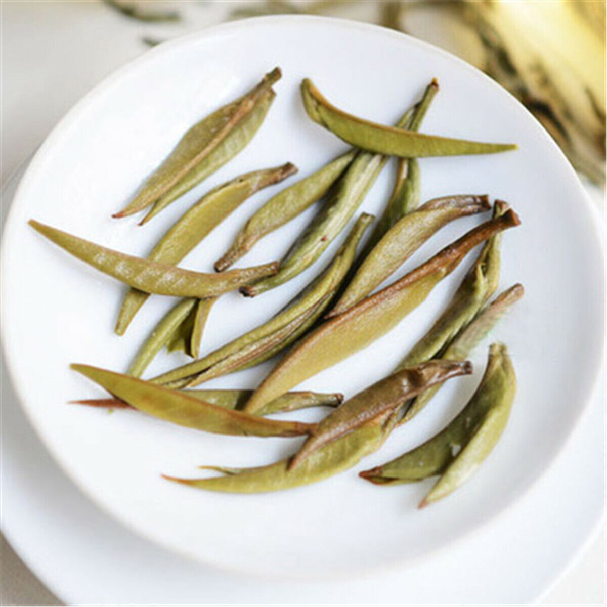 100% White Ball Shaped Silver Needle White Tea Top-Grade Tea Handmade White Tea