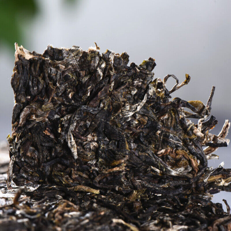 HelloYoung Yunnan Early Spring Pu-Erh Tea Old Tree Pu-erh Raw Tea Brick 250g Top Green Tea