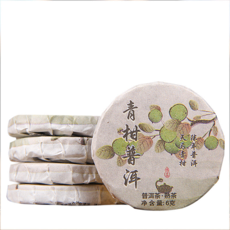 Tangerine Peel with Pu-erh Tea Cake Yunnan Pu-erh Tea Xinhui Dried