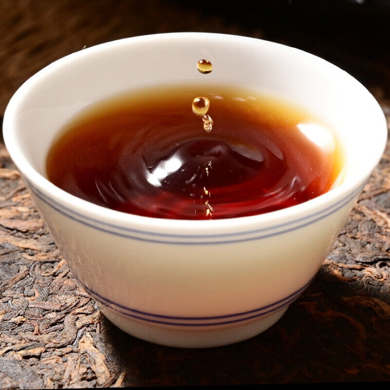 HelloYoung TeaBig Tree Golden Bud Black Tea Natural 357g Yunnan Old Pu-Erh Cooked Tea Cake