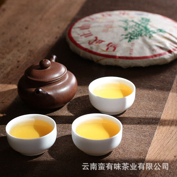 HelloYoung High Quality Yunnan Pu'er Tea Yiwu Raw Tea Cake 357g