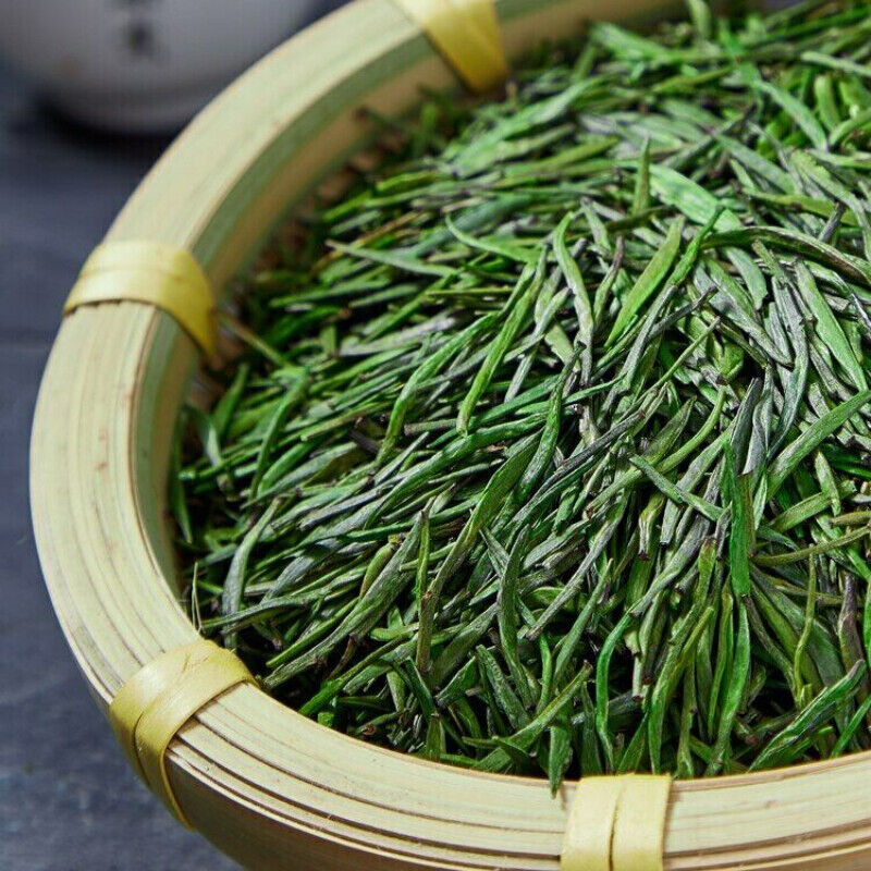 HelloYoung Zhu Ye Qing Green Tea Sparrow's Tongue Emei Mountain Que She Tea* Main image