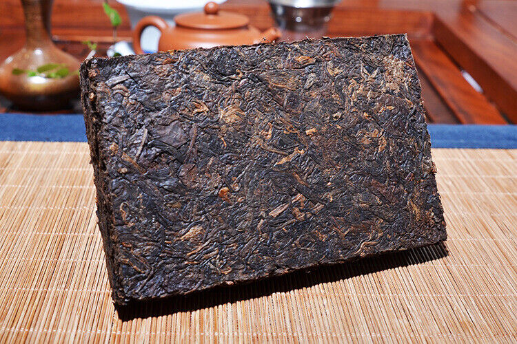HelloYoung Yunnan Pu'er Ripe Tea Brick Jujube Scented Old Tea Brick 250g