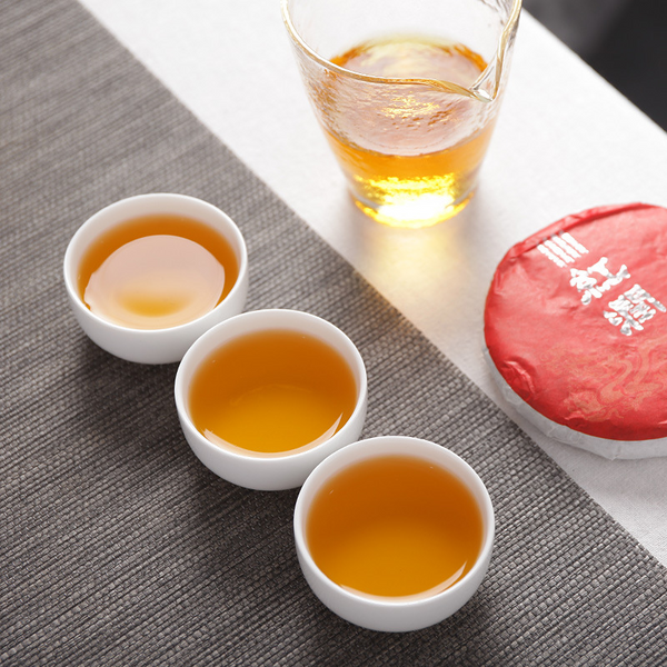 HelloYoung 100g Yunnan Red Tea Yunnan Red Tea Red Run Small Cake Big Tree Black Tea Cake