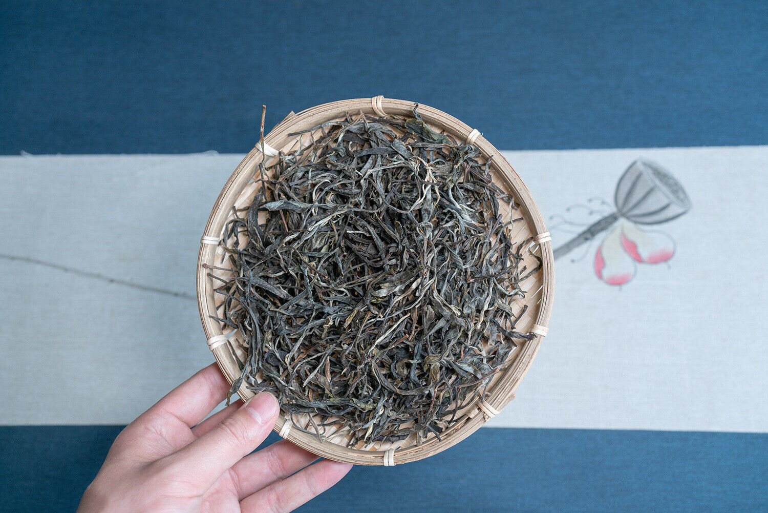 HelloYoung 500g Icelandic Dam Crooked Head Spring Ancient Pu-erh Raw Tea Honey Orchid Aroma