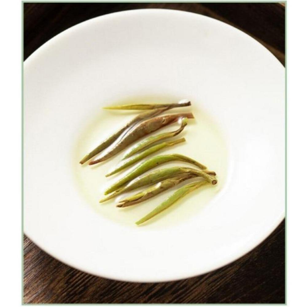 HelloYoungTea 100g (3.5Oz)  White Silver Needle Canned Loose Tea Fuding White Tea