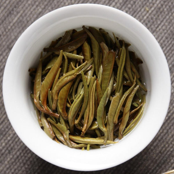 HelloYoungTea Handmade Moonlight Yunnan White Tea Beauty Silver Needle White Tea Ball Long Zhu