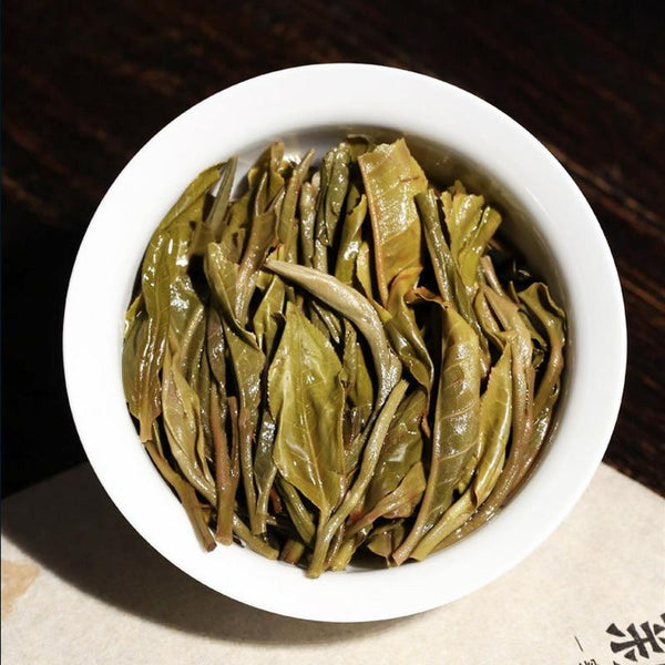 HelloYoungTea 2020 Menghai Yiwu Sheng Pu-erh Spring Raw Tea Cake with Fragrant Honey Orchid 357g
