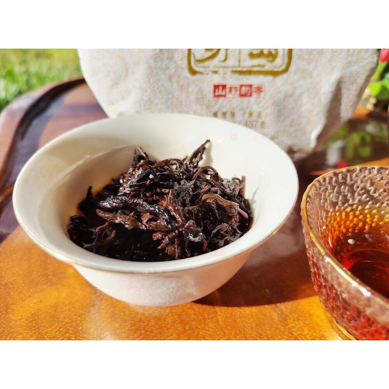 357g Icelandic Pu'er Tea Yunnan Pu'er Ripe Tea Cake Golden Buds Seven Seeds Cake