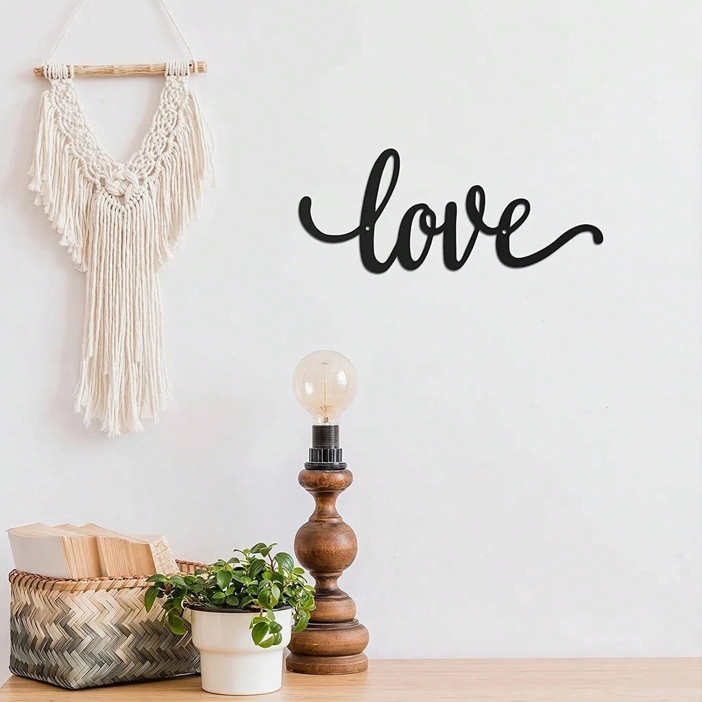 1 Piece, Metal "LOVE" Sign Wall Decoration, Rustic Black Wall Art Hanging Hollow Out Decor, Home Wall Metal Hanging