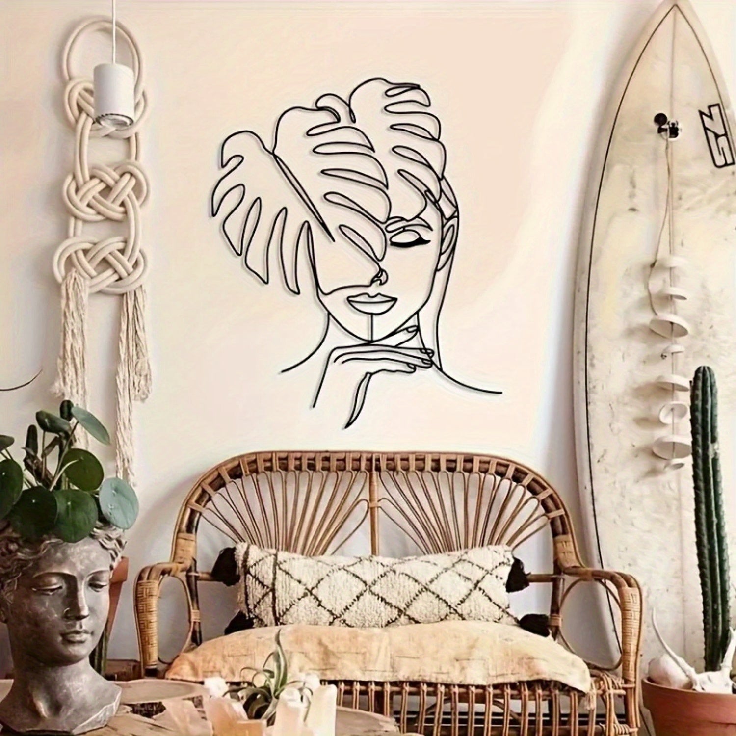 CIFbuy™ Exquisite Iron Elegant Geometric Line Leaf Wall Art - Minimalist Metal Hanging for Women's Room Decor, Brings Joyful Creativity as Female-Focused Ornament - Wall Sculptures.