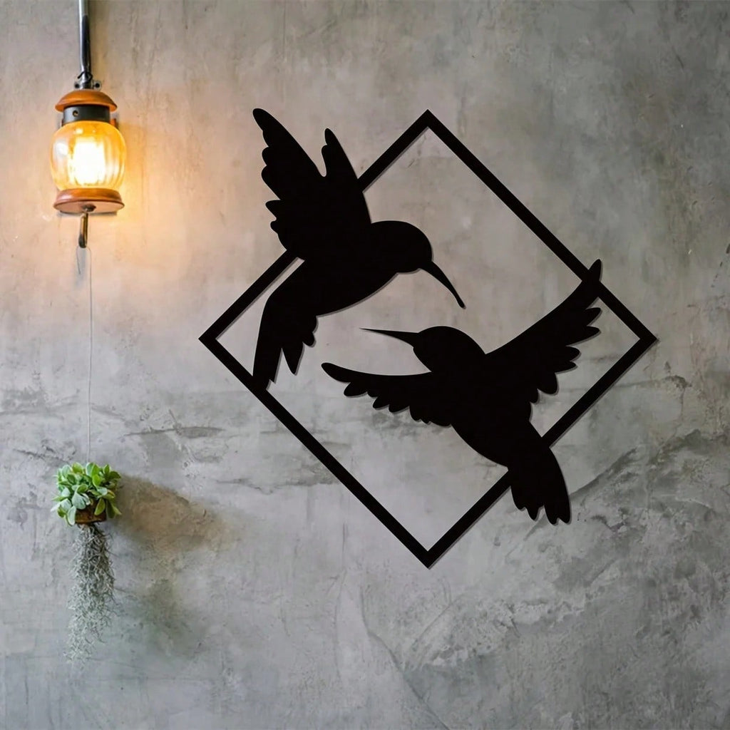 1pc Creative Iron-Made Hummingbird Sculpture, Suitable For Indoor And Outdoor Decoration, Perfect For Bedroom, Hallway And Wall Decoration