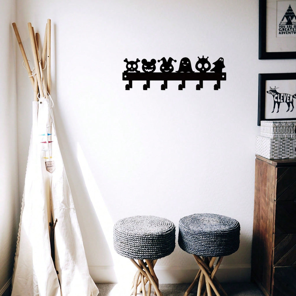 1PC Halloween Metal Wall-Mounted Rack With 6 Hooks, Pumpkin Ghost Pattern Hooks For Keys, Towels, Umbrellas, Decorative Organizer Shelf