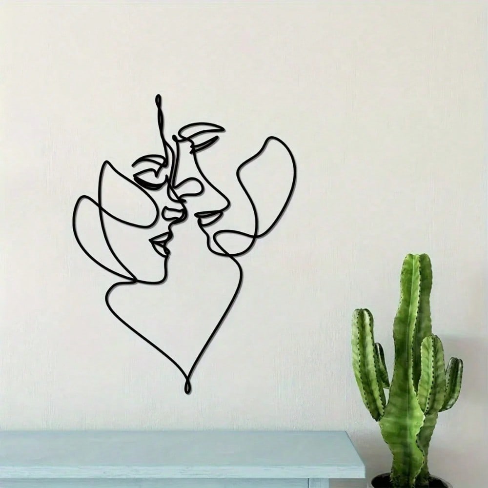 1 piece. Unique wire heart-shaped wall decoration. Contains two sides. Ideal gift for birthdays, Christmas and home decor. Also suitable for anniversaries and Valentine's Day. Birthday