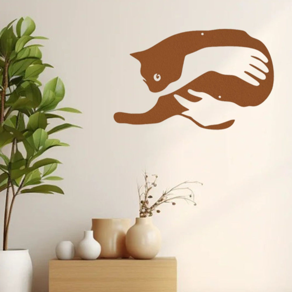 1 piece of rusty black metal cat wall decor, combines the moon metal logo with steel. The modern cat silhouette wall art sculpture is unique and charming. Full of artistic sense, adding a vivid atmosphere to the space, a great choice for home decorat