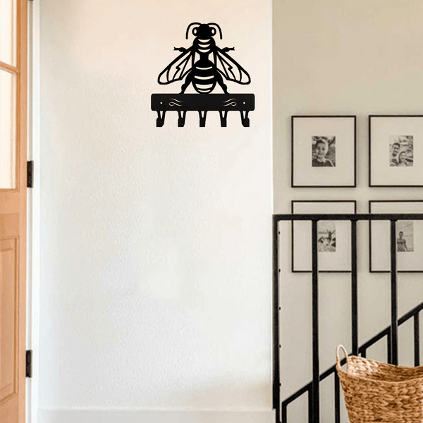 1. Valentine's Day love metal key hook wall decoration. Add interest and practicality to the space. Exquisite design makes your life more convenient and orderly. Suitable for rooms, bathrooms, entrances, cloakrooms and other places.