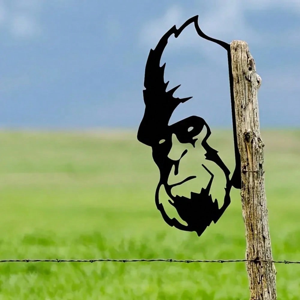 1 wrought iron silhouette ornament, cute outdoor garden fence ornament, farm handicraft decoration