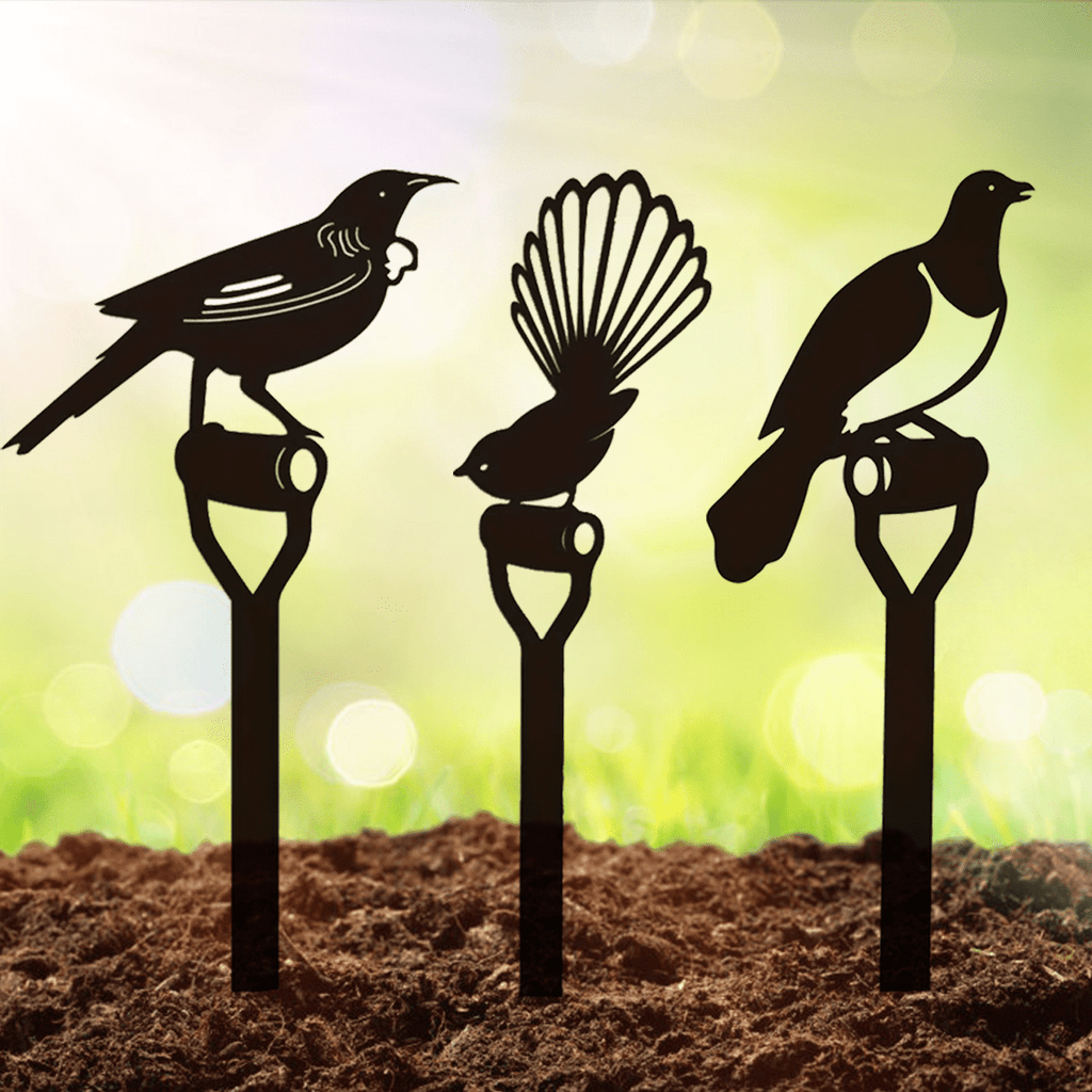 Charming 1pc Bird Family Metal Garden Stakes - Durable, Easy-Install Outdoor Decor For Patio & Lawn - Perfect Mother's Day Gift