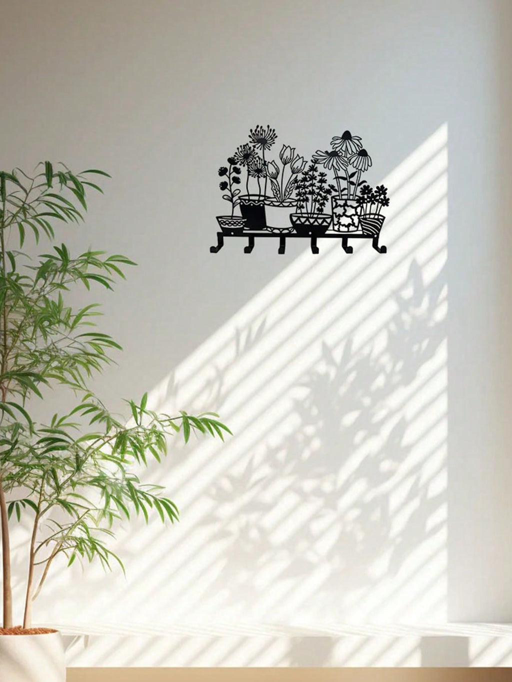 1 piece metal wall-mounted hook, black vase-shaped hook key hook, black simple line design home decoration, female artwork, suitable for hanging keys, trinkets, wall-mounted storage racks, wall decoration