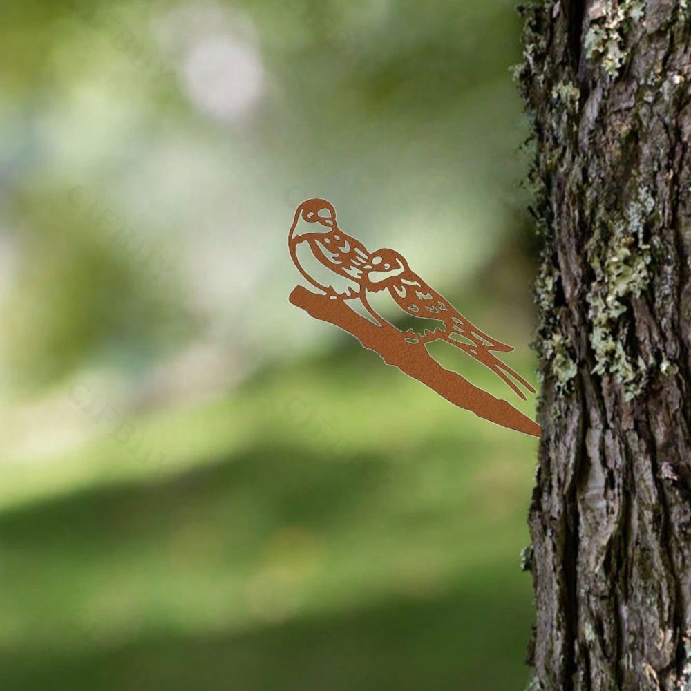 This embroidered two birds outdoor garden tree insert (1 piece) can be placed in various places such as courtyards and gardens to add an artistic touch to the garden. It is a fine outdoor garden decoration.