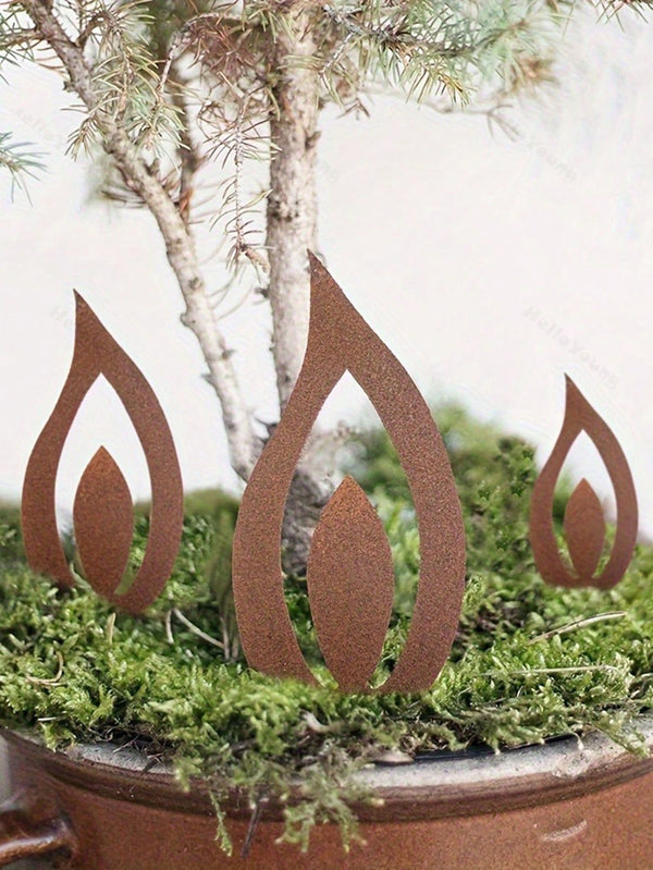 1 piece of exquisite metal floor inserts for garden decoration. Suitable for a variety of patios and garden environments. Enhance the beauty of the space. Excellent gift choice.