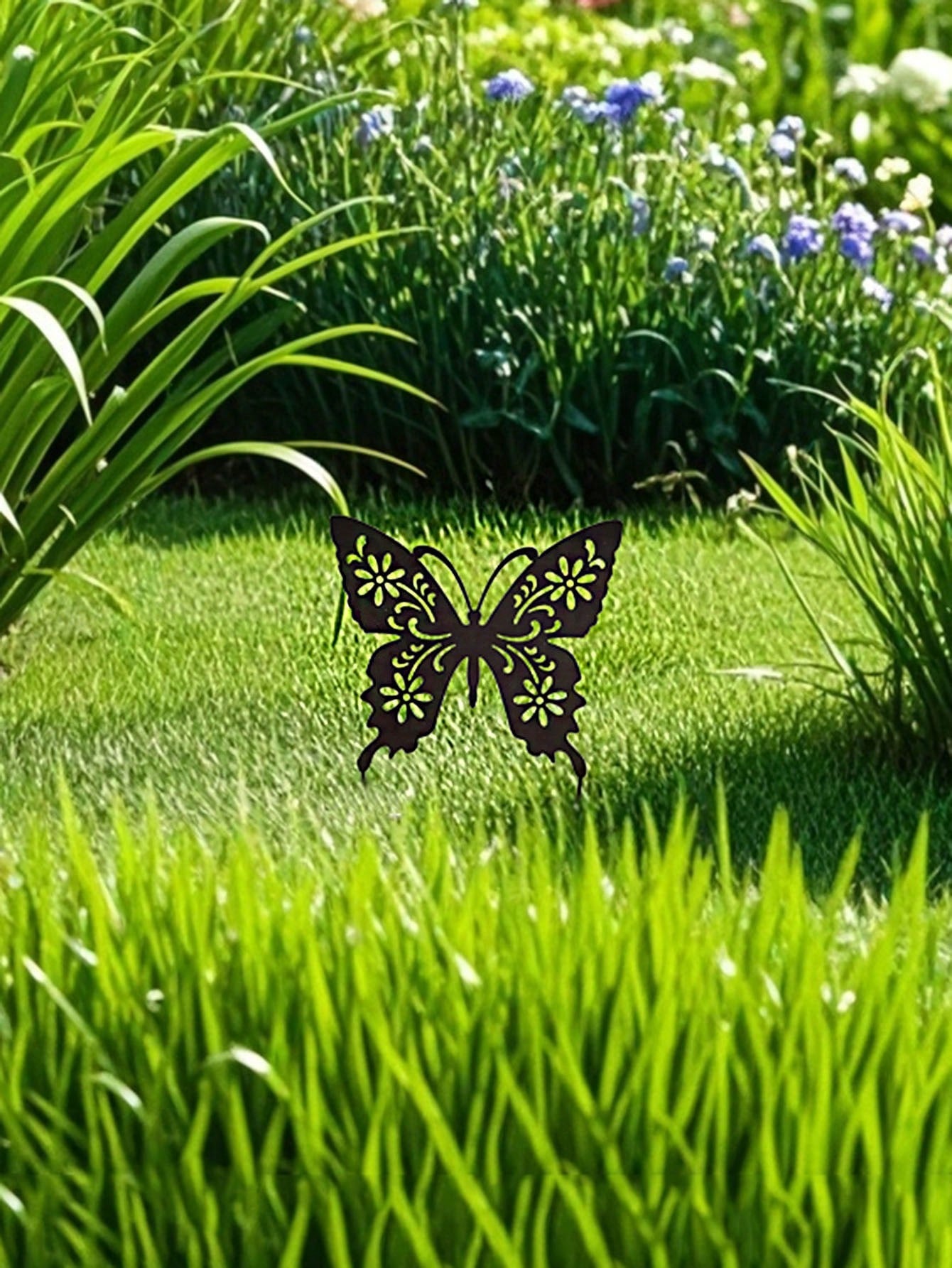 1 Piece Butterfly Shape Metal Ground Plug Decoration, Suitable For A Variety Of Outdoor Scenes Such As Courtyards, Gardens, Lawns, Etc. Metal Ground Plug Decoration, Metal Garden Decoration.